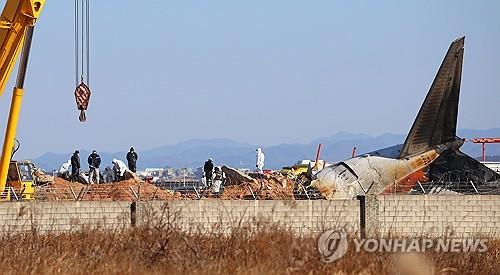 [우후죽순 소형공항] ①전국 공항만 15개…뻥튀기 수요예측에 경영난 '허덕'